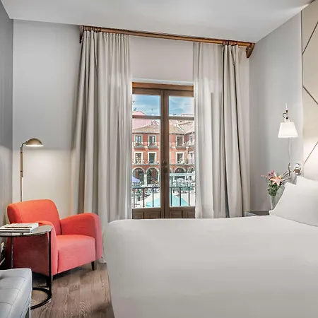 Nh Collection Plaza Mayor Hotel 4*