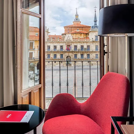 Nh Collection Plaza Mayor Hotell 4*