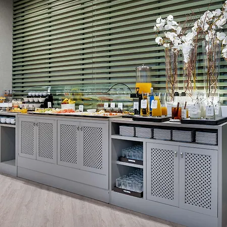 Nh Collection Plaza Mayor 4* לאון