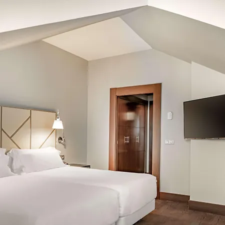 Nh Collection Plaza Mayor 4*