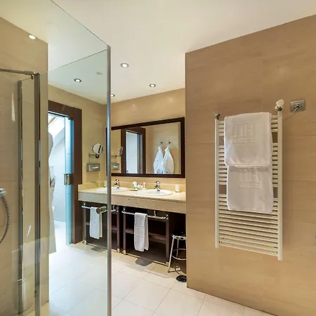 Nh Collection Plaza Mayor Hotel 4*