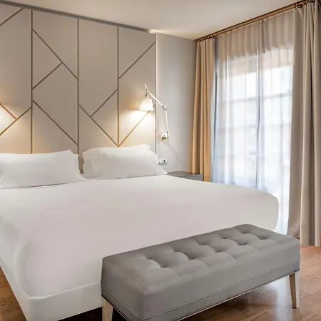Nh Collection Plaza Mayor Hotel 4*