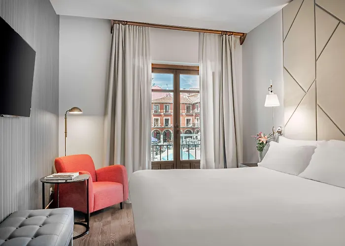 Nh Collection Plaza Mayor 호텔 4*