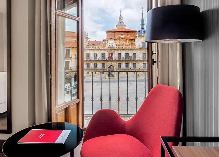 Nh Collection Plaza Mayor Отель 4*