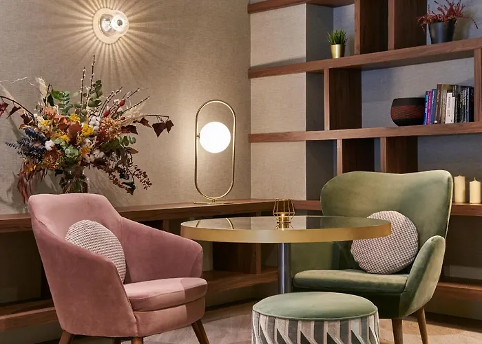 Отель Nh Collection Plaza Mayor 4*